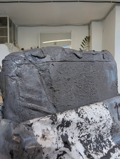 Μαύρος Πηλός Stoneware No. Nigra 2002.