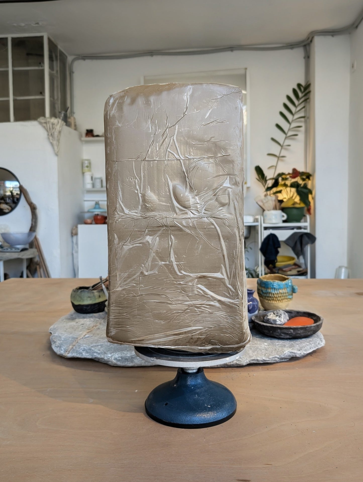 Κίτρινος Πηλός Earthenware "Τύπου Αίγινας".