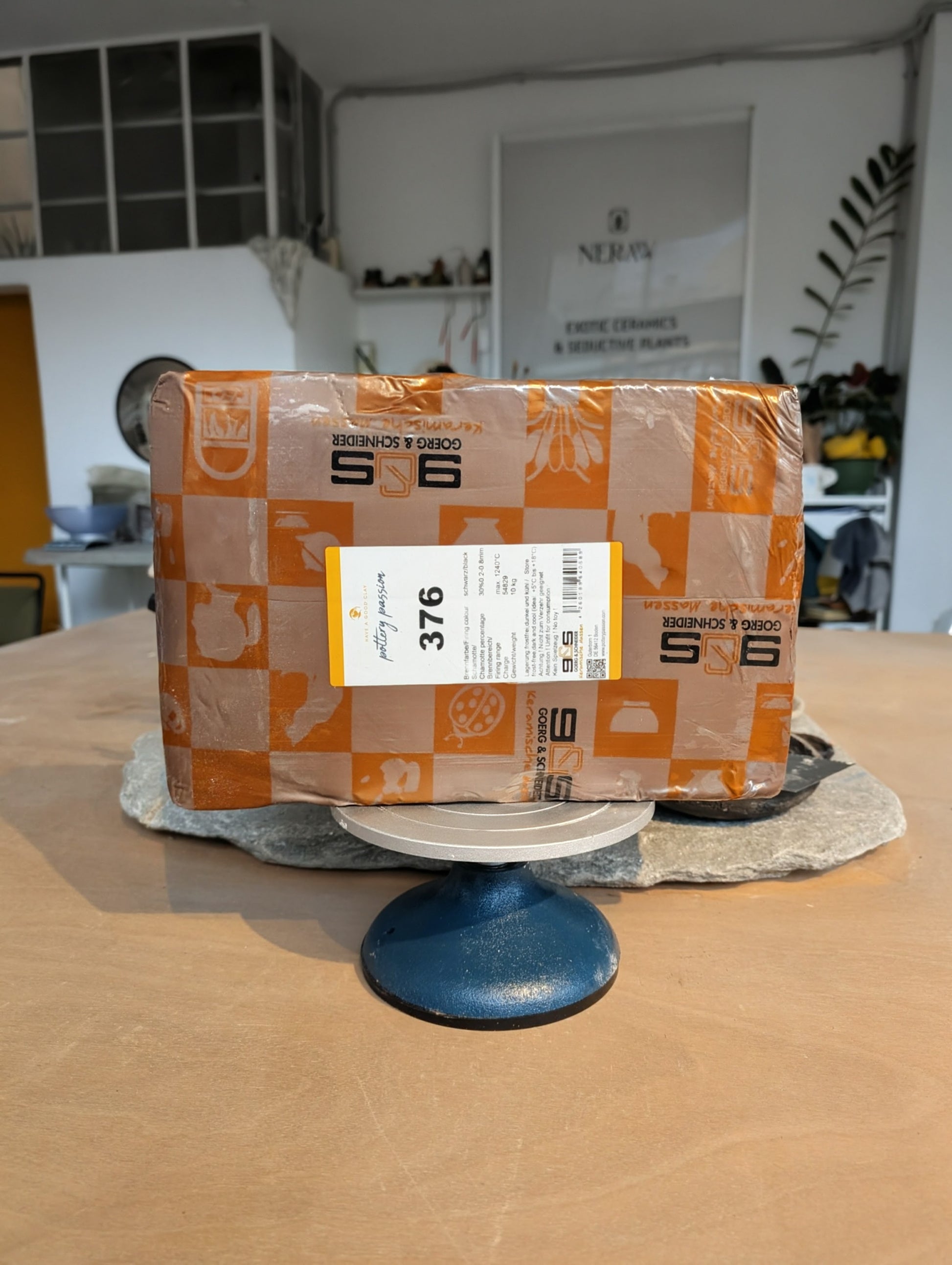 Μαύρος Πηλός Stoneware No. 376.